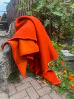 Mooie grote vintage oranje wollen deken, Huis en Inrichting, Ophalen of Verzenden, Gebruikt