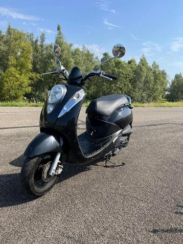 Sym mio brom scooter 2009 beschikbaar voor biedingen