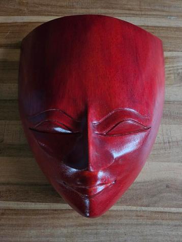 Houten masker, 28,5 x 26 cm beschikbaar voor biedingen