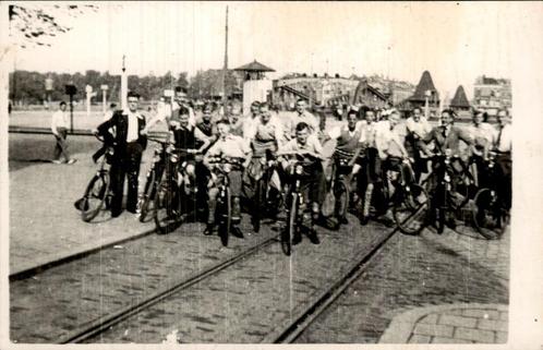 Fotokaart - Fiets - Onbekend  - Rotterdam ?, Verzamelen, Ansichtkaarten | Nederland, Ongelopen, 1940 tot 1960, Ophalen of Verzenden