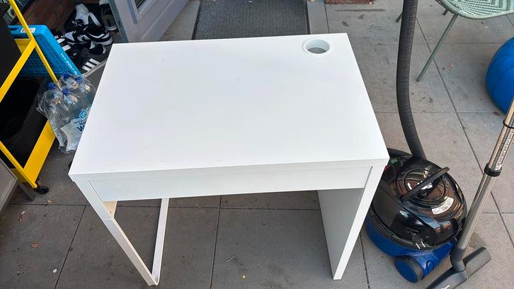 Ikea Micke wit + stoel Kullaberg grenen, Huis en Inrichting, Bureaus, Gebruikt, Bureau, Ophalen