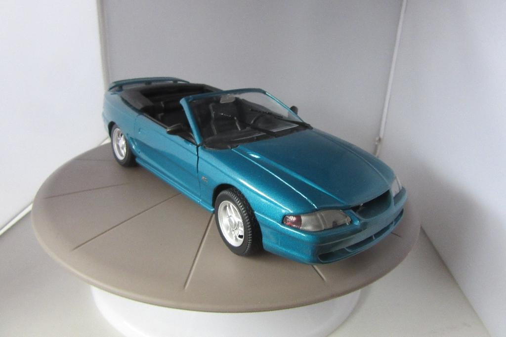 Ford Mustang cabrio 1994 1;18, Ophalen of Verzenden, Zo goed als nieuw, Auto, Overige merken