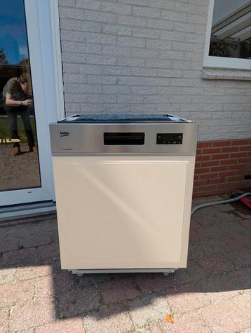 Beko inbouw vaatwasser beschikbaar voor biedingen