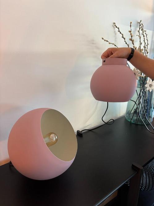 Set Roze Cherioni Tafellamp Ø25 cm + Plafondlamp Ø20 cm, Huis en Inrichting, Lampen | Plafondlampen, Metaal, Ophalen of Verzenden