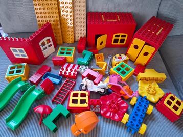 duplo veel aparte blokken en huis beschikbaar voor biedingen