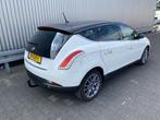 Lancia Delta 1.4 M.air Silver 2e Eignr, Leer/Alc, Clima, Nav, Auto's, Lancia, Voorwielaandrijving, 1295 kg, Wit, Origineel Nederlands