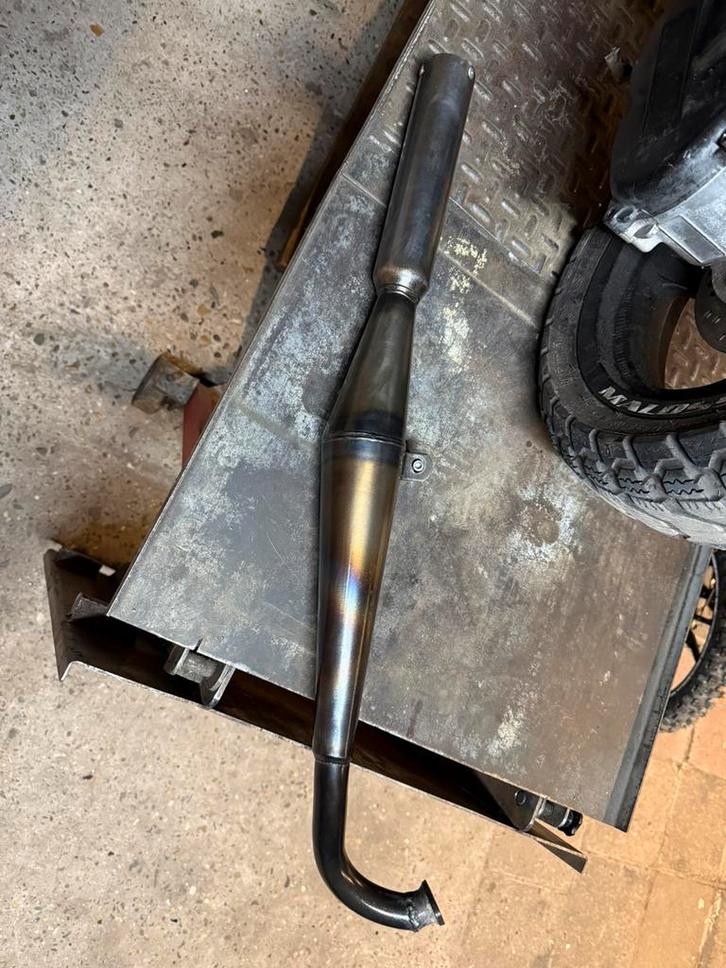 Uitlaat tomos, Fietsen en Brommers, Brommeronderdelen | Algemeen, Uitlaat, Ophalen of Verzenden