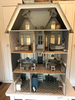 Groot Poppenhuis, Ophalen of Verzenden, Gebruikt, Poppenhuis