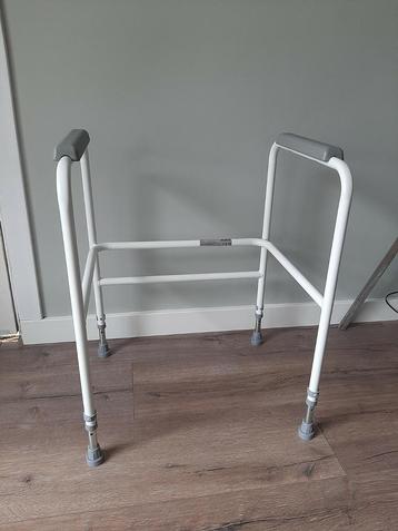 NIEUW Toiletframe / toiletsteun / toiletrek Aidapt beschikbaar voor biedingen