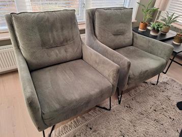 Prachtige grijsgroene ribstof fauteuil van Bellus beschikbaar voor biedingen