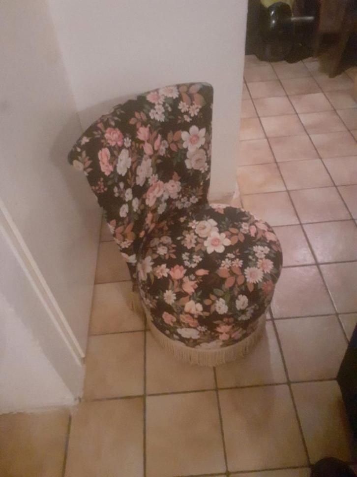 Vintage boudoir stoeltje, Huis en Inrichting, Fauteuils, Gebruikt, Stof, 50 tot 75 cm, Minder dan 75 cm, Ophalen