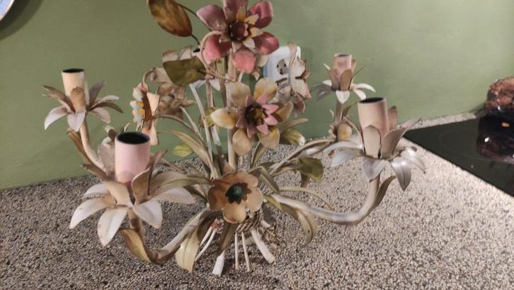 Brocante IJzeren Bloemen Kroonluchter, Huis en Inrichting, Lampen | Kroonluchters, Gebruikt, Metaal, Ophalen of Verzenden
