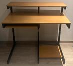 Computer bureau., Ophalen, Zo goed als nieuw