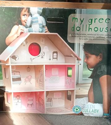 Nieuw Poppenhuis in Doos - Nooit Gebruikt! beschikbaar voor biedingen