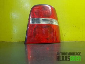 Achterlicht rechts van een Volkswagen Touran beschikbaar voor biedingen