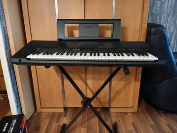 Keybord Yamaha PSR-SX700 Nieuw + Standaard en afdekhoes. beschikbaar voor biedingen