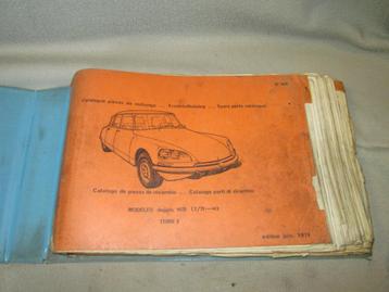 Citroen DS dealer onderdelen boeken uitgave 1974 beschikbaar voor biedingen