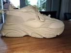 Oxmox chuncky sneakers 37 beige, Ophalen of Verzenden, Zo goed als nieuw, Sneakers of Gympen