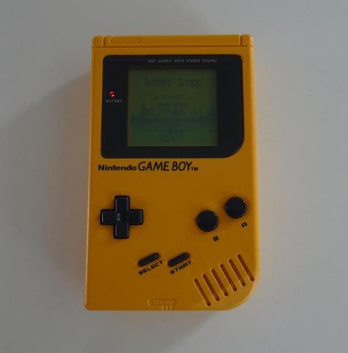 Nintendo Game Boy Classic Play It Loud in het Geel, Spelcomputers en Games, Spelcomputers | Nintendo Game Boy, Zo goed als nieuw