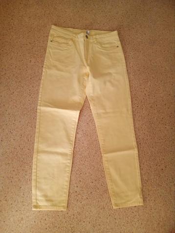 Nieuwe gele zomerbroek, maat 40 HEMA beschikbaar voor biedingen