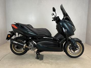 Yamaha X MAX 300 ABS TECH (bj 2022) beschikbaar voor biedingen