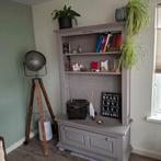 Brocante bibliotheekkast, Ophalen