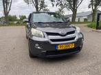 Toyota Urban Cruiser 1.3 VVT-i Dynamic 1E EIGENAAR - KEY LES, Auto's, Toyota, Voorwielaandrijving, Start-stop-systeem, 101 pk