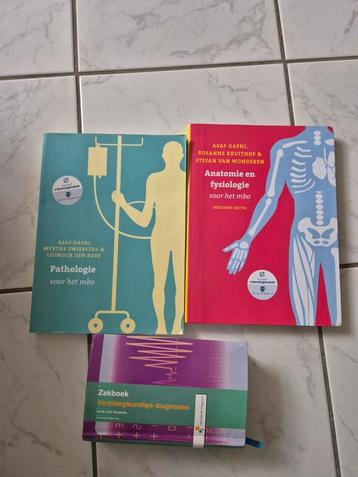 Opleiding verpleegkundige boeken beschikbaar voor biedingen