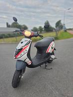 Piaggio Zip Sp H2o geel kenteken orgineel 27xx km, Fietsen en Brommers, Scooters | Piaggio, Ophalen, Zo goed als nieuw, Zip