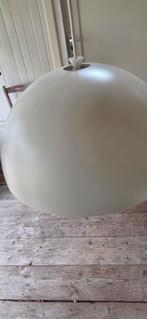 Mooie strakke witte lamp, Huis en Inrichting, Lampen | Hanglampen, Kunststof, Ophalen of Verzenden, Zo goed als nieuw, Modern