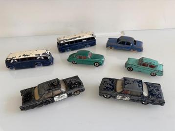 7 miniatuur auto’s van Dinkey Toys beschikbaar voor biedingen