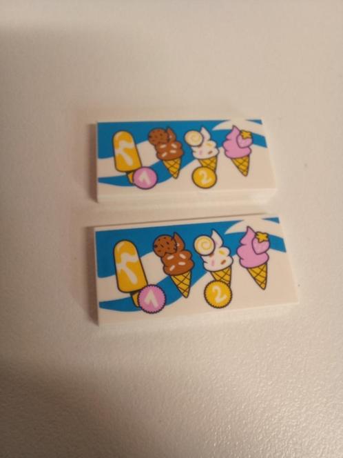 NIEUW: White Tile 2 x 4 with Menu with Popsicle, 3 Ice Cream, Kinderen en Baby's, Speelgoed | Duplo en Lego, Nieuw, Lego, Losse stenen