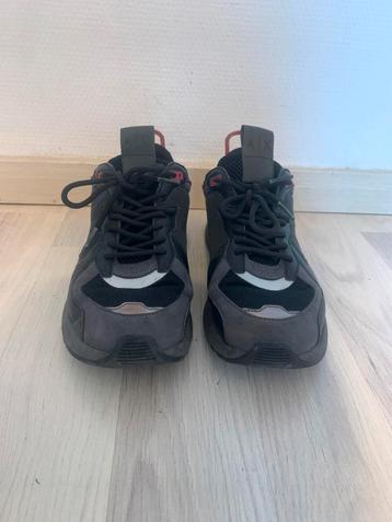 Armani Exchange sneakers – Maat 41 – Origineel & Nieuw beschikbaar voor biedingen