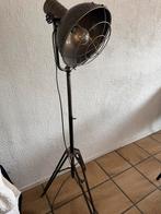 Staande lamp brons, Huis en Inrichting, Lampen | Vloerlampen, Ophalen, Zo goed als nieuw, 150 tot 200 cm