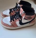 Nike Jordan maat 32, Meisje, Gebruikt, Sportschoenen, Verzenden