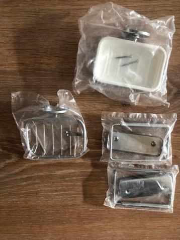 Nieuwe Badkamer Accessoires in Verpakking beschikbaar voor biedingen