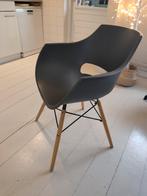 3 grijze kuipstoelen, Huis en Inrichting, Stoelen, Ophalen of Verzenden, Grijs