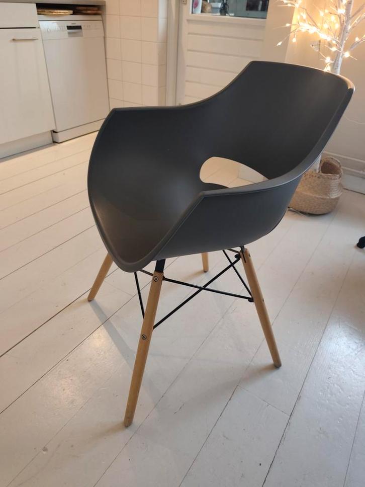 3 grijze kuipstoelen, Huis en Inrichting, Stoelen, Grijs, Ophalen of Verzenden