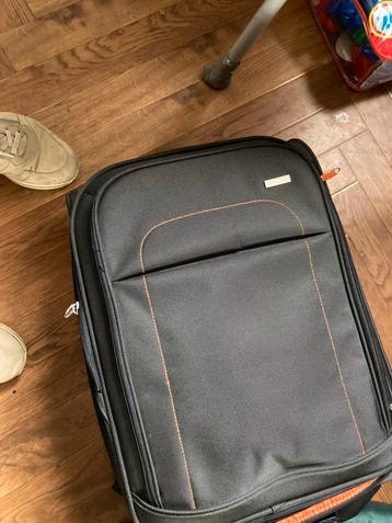 Kleine Reiskoffer - 60x35cm - Meerdere Vakken beschikbaar voor biedingen