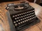 Antieke typemachine, merk Torpedo, Ophalen, Gebruikt