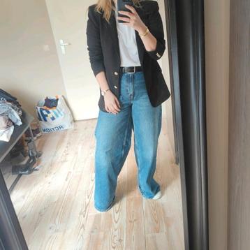 Zwarte blazer gouden knopen, schoudervulling Zara L beschikbaar voor biedingen