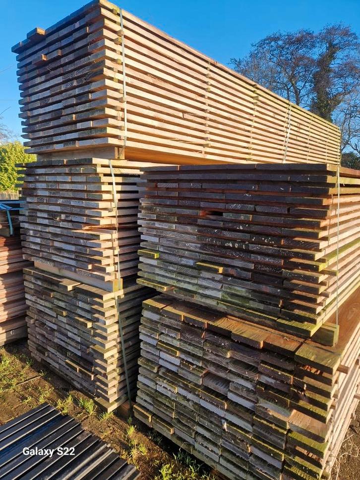 Dakbeschot, Doe-het-zelf en Verbouw, Hout en Planken, Zo goed als nieuw, Plank, Overige houtsoorten, 300 cm of meer, Minder dan 25 mm