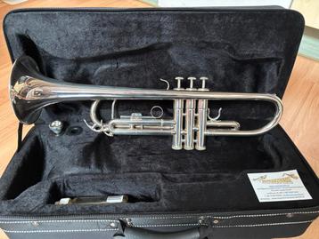 Roy Benson TR202S Bb Trompet silver plated beschikbaar voor biedingen