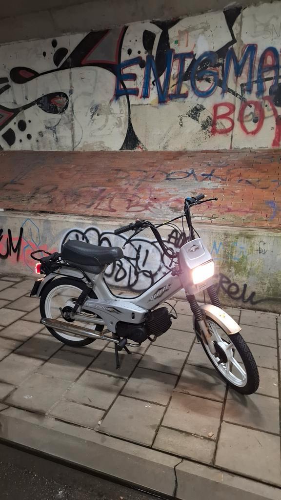 Tomos Quadro - Blauw Kenteken - Goedlopend, Fietsen en Brommers, Brommers | Tomos, Gebruikt, Overige modellen, Maximaal 25 km/u