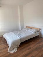 Bed and mattress, Huizen en Kamers, Kamers te huur
