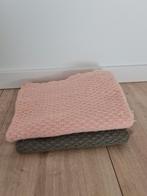 Newborn layers roze en grijs, Ophalen, Zo goed als nieuw, Overige typen