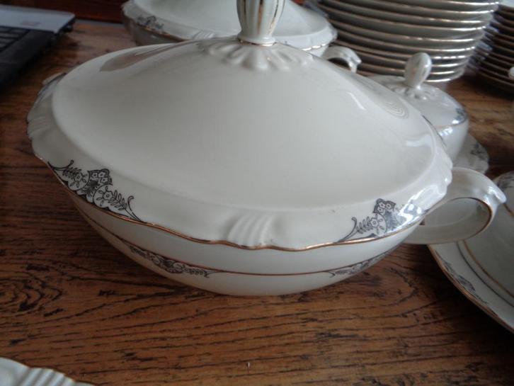 Bareuther Bavaria serviezen 75 delige, Antiek en Kunst, Antiek | Servies los, Ophalen of Verzenden