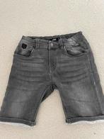 Grijze korte broek maat 128 en zwembroek, Broek, Europe Kids, Ophalen of Verzenden, Zo goed als nieuw