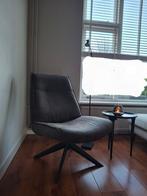 WOOOD draaifauteuil zwart nubuck leer., Huis en Inrichting, Stoelen, Zwart, Leer, Ophalen of Verzenden, Zo goed als nieuw