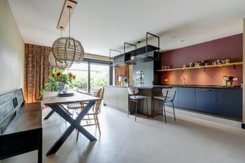 Eettafel met kruispoot 225x85 beschikbaar voor biedingen